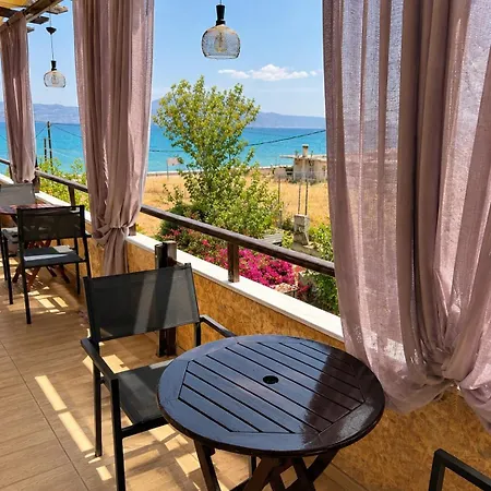Rafaella's Maisonette At Rafaella Apartament
